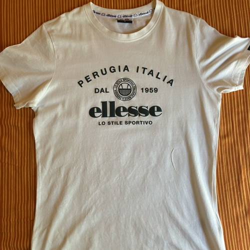 Ellesse t-shirt size S, white