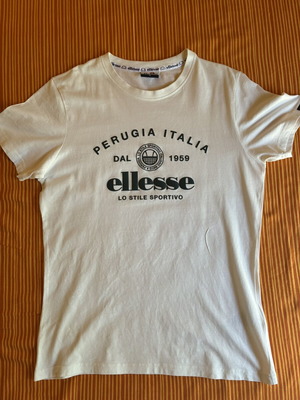 Ellesse t-shirt size S, white