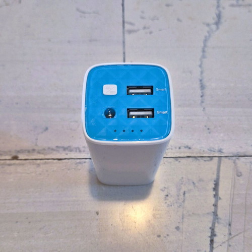 Power Bank TP-Link 10,400mAh white/blue like new with flashlight