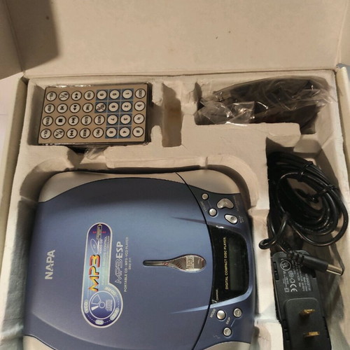 Napa mp3 player used with remote control for headphones and speakers