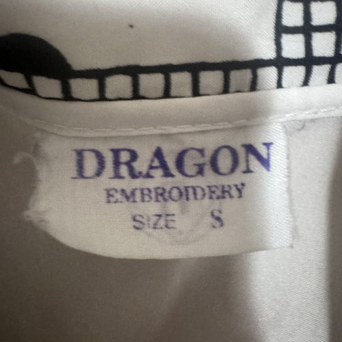 Button Up Shirt Blouse Dragon like new, oversized size S, black and white