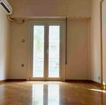 Διαμέρισμα ανακαινισμένο 64τμ κοντά στο μετρό Αμπελόκηποι, 2 υπνοδωμάτια, μπαλκόνι