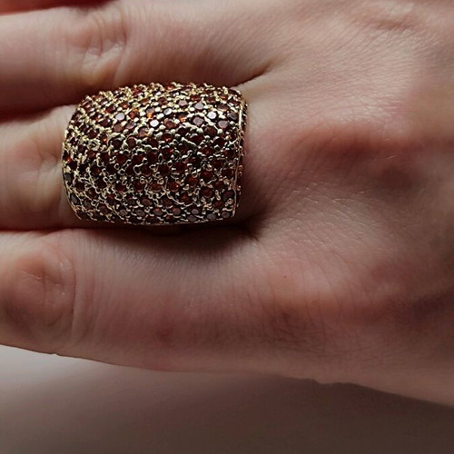 Gold ring.