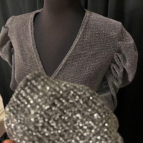 Women's skirt and blouse set new silver with shiny thread S/M