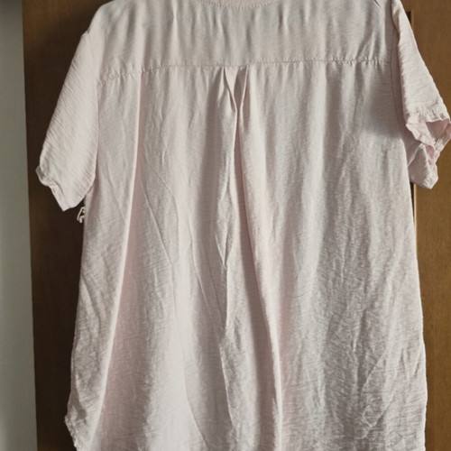 Women's blouse soft pink with silver clasp, like new, size XXL