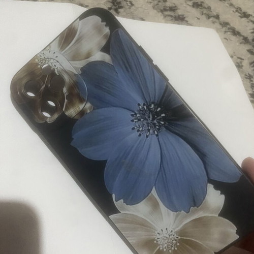 IPhone 11 Pro case with flower design