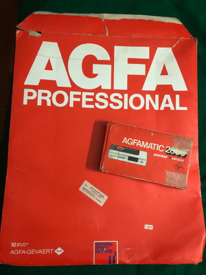 AGFA Χάρτινη Διαφήμιση Βιτρίνας Μεταχειρισμένη, Vintage 70s