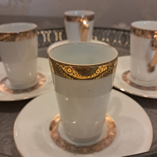 Vintage coffee cups set of 4, like new