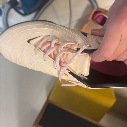 Nike Phantom Rose shoes size 41 like new, pink