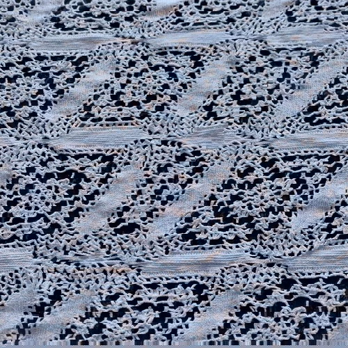 Покривка плетена на една кука използвана, ръчно изработена, правоъгълна 185x125 см