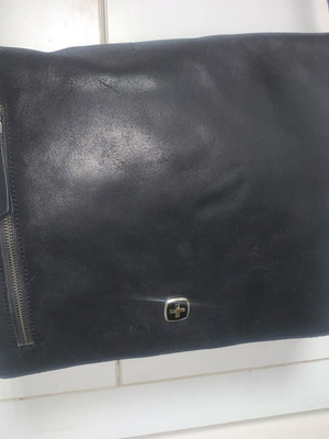 Chesterfield Leather Bag Black Crossbody Wenger New
