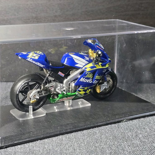 MotoGP Honda RC211V 2004 Sete Gibernau like new