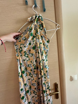 Zara midi dress with flowers like new