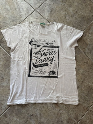 Funky Buddha T-shirt white large used, good condition