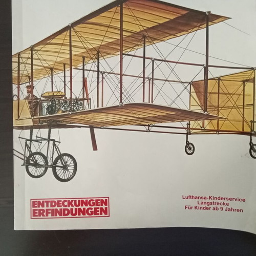 Pioneers of Aviation children's educational book in German like new