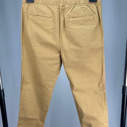 American Eagle men's beige bermuda size M like new