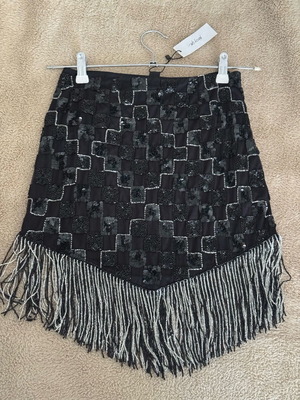 Φούστα Nasty Gal mini με πλεχτές φούντες, καινούργια, μέγεθος S, μαύρη και ασημί