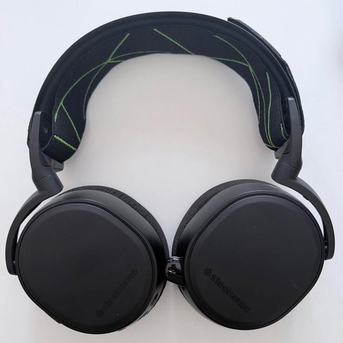 SteelSeries Arctis 9X used wireless gaming headset with Bluetooth