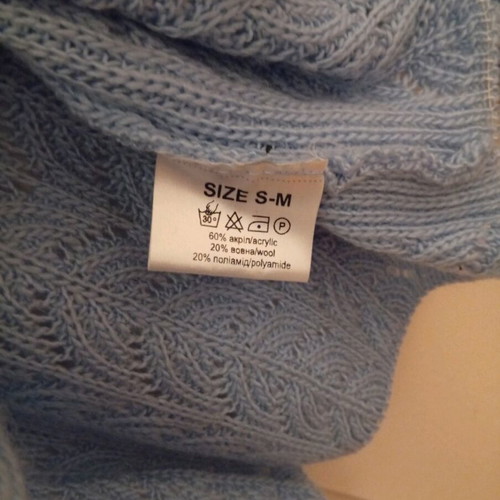 L'urex blue sweater size M like new