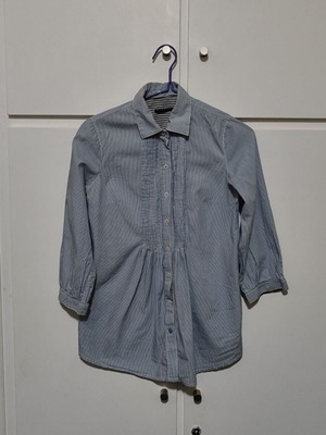 Sisley shirt blue-white striped with pleats like new, 3/4 sleeve XS