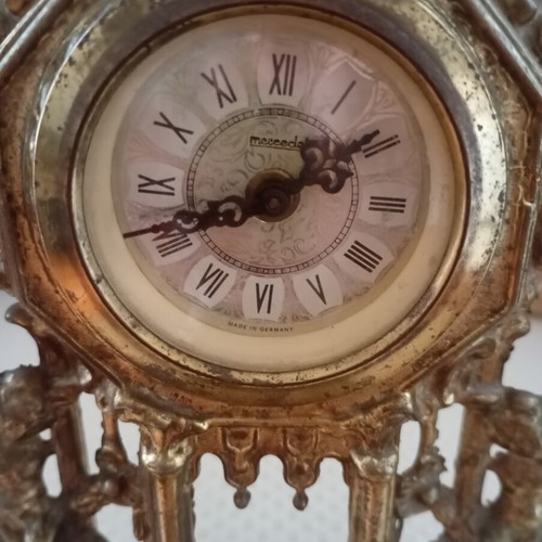 Vintage mantel clock used with mechanical Mercedes mechanism