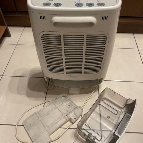 Meaco DD8L dehumidifier used