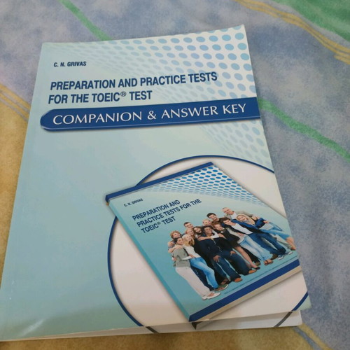 English books Preparation for TOEIC with CDs like new