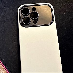 iPhone 14 Pro white case