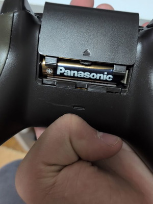 Xbox One 1TB like new with controller cover issue without HDMI