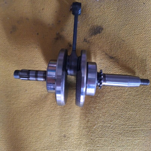 Crankshaft C50 - GLX 50 like new, genuine