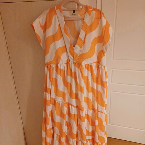 Karavan maxi dress airy with matching headband like new