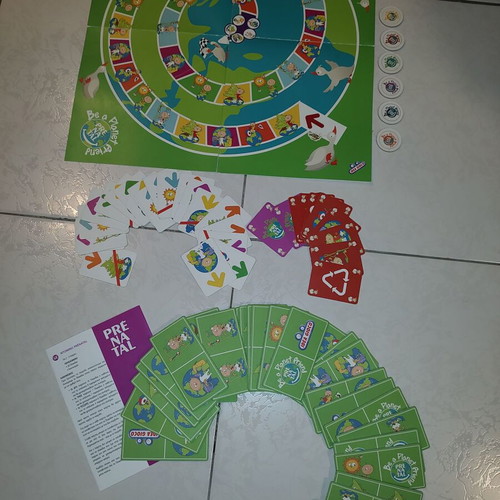 Prenatal board games like new, intact