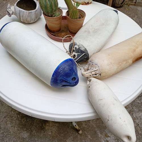 Oceanic boat fenders used, set of 4
