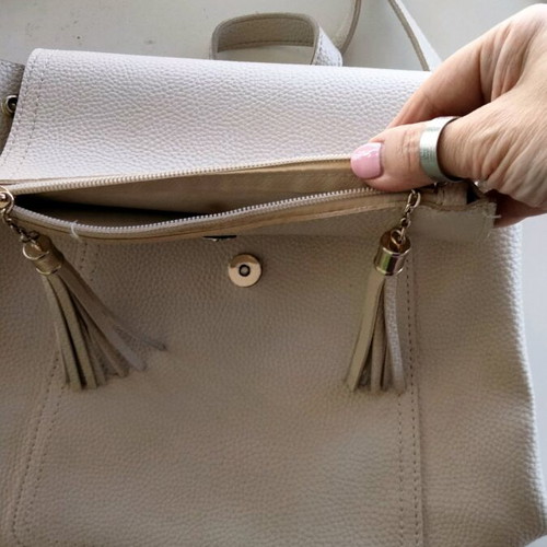 Women's backpack in beige/cream color like new
