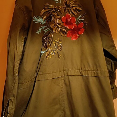 Zara khaki medium length parka used with embroidery and zipper XL