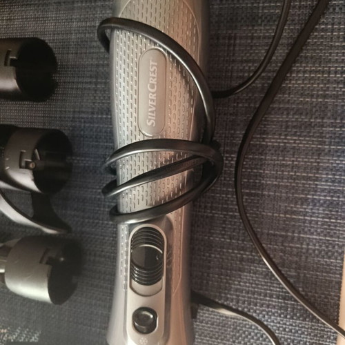 Electric hair brush 1000W with multiple styling attachments