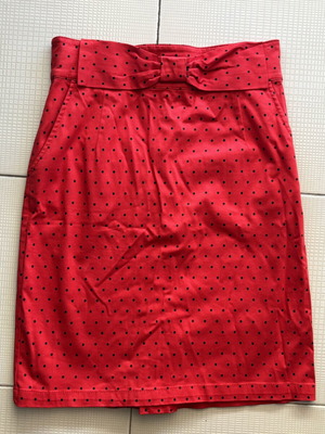 H&M Polka Dot Skirt Divided Size 40 Like New Black Red