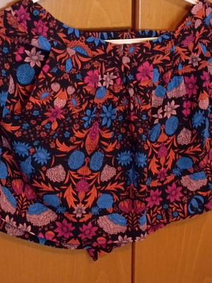 H&M airy shorts wide fit size Eur38 like new
