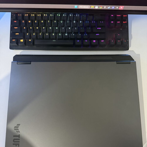 Asus TUF A16 laptop like new with Razer DeathAdder V2 mouse