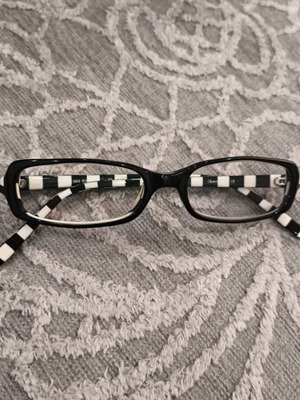 Eyeglasses frame in black and white, like new