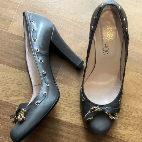 Feng Shoe gray leather pumps used, size 39