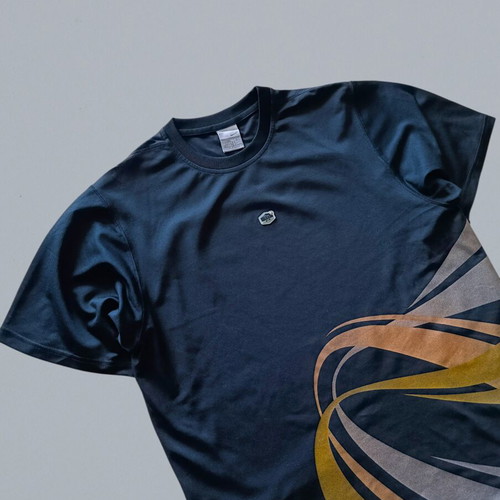 Nike Air Max Plus TN Y2K T-Shirt men's large, like new, black