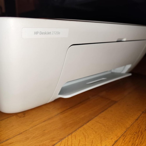 HP DeskJet 2720e All-in-One Color Inkjet Printer with WiFi and Mobile Print like new