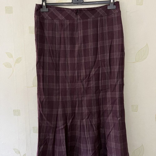 A-Style skirt new with checkered pattern and back zipper
