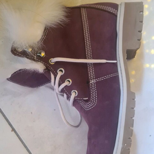Timberland boot with full rabbit fur like new, size 39.5, purple