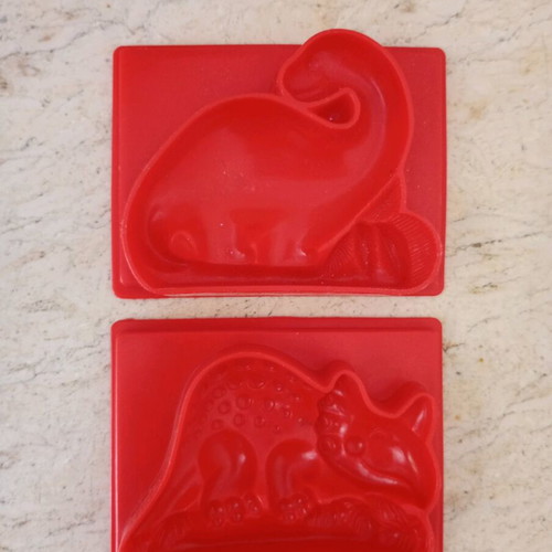 Play-doh dinosaur molds used, vintage Kenner 1977 pack of two