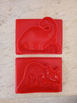 Play-doh dinosaur molds used, vintage Kenner 1977 pack of two
