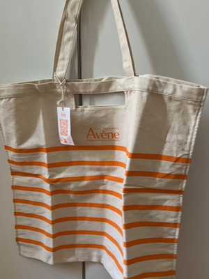 Avene shoulder bag like new, canvas tarpaulin 58x52