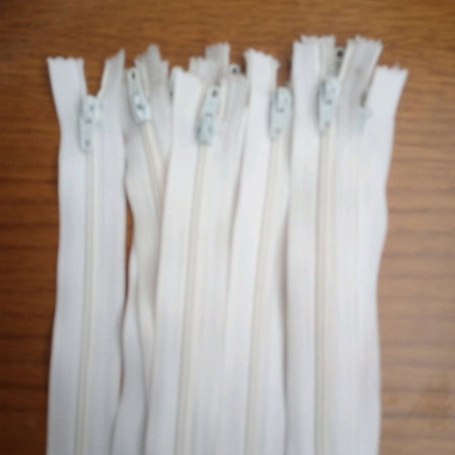 White zippers new, pack of 12 pieces 30cm