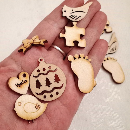 Wooden elements new, pack of 14 pieces